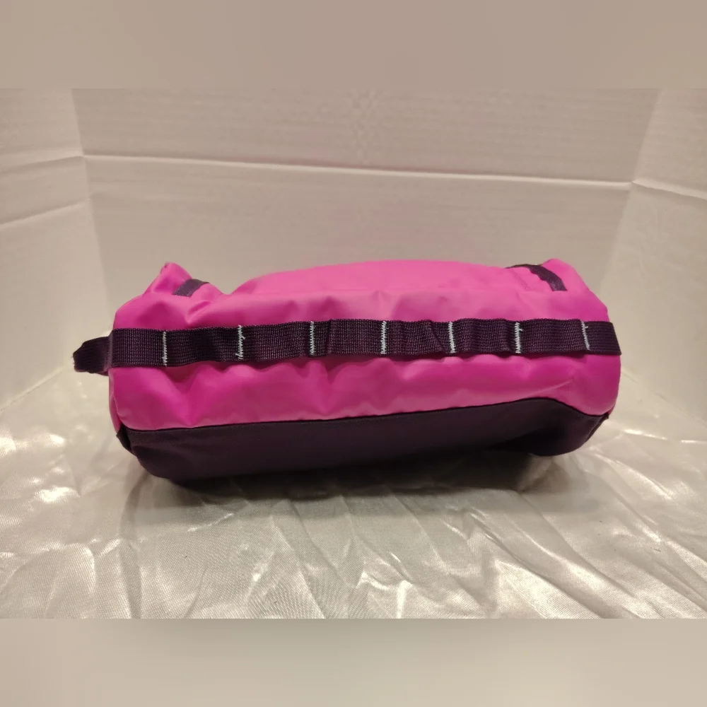 The North Face Base Camp Travel Canister - Picture 3 of 7